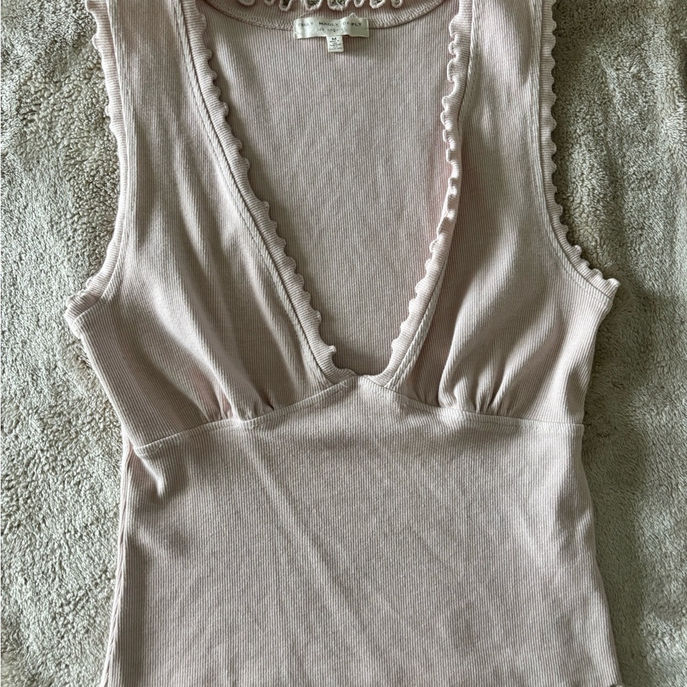 Women's Light Pink Sleeveless Top